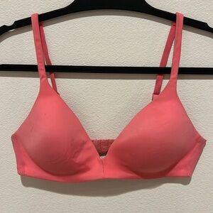 Victoria secret ipex body no wire bra 34c